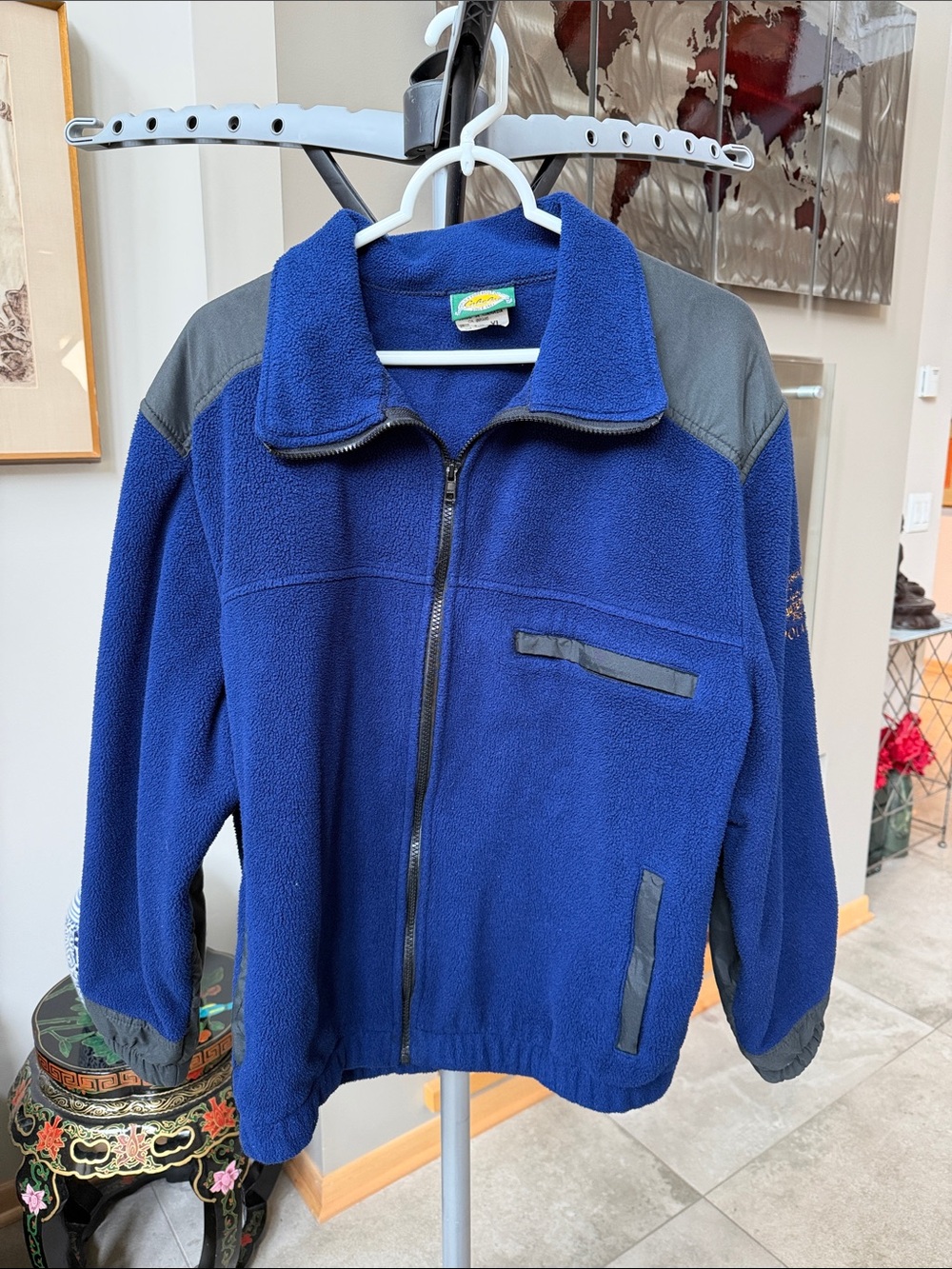 Cabela's Navy Blue Polartec Fleece Jacket with Black Accents Men’s XL